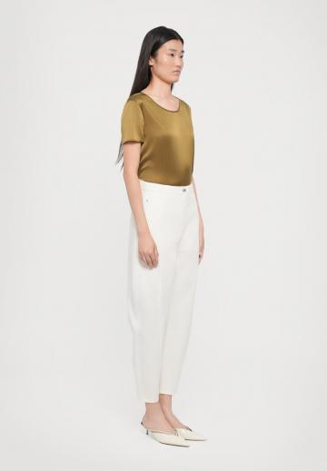 Джинсы бойфренда