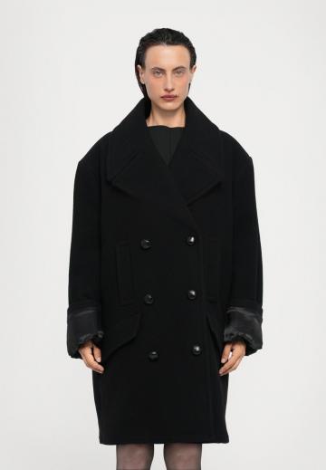 Шерстяное пальто