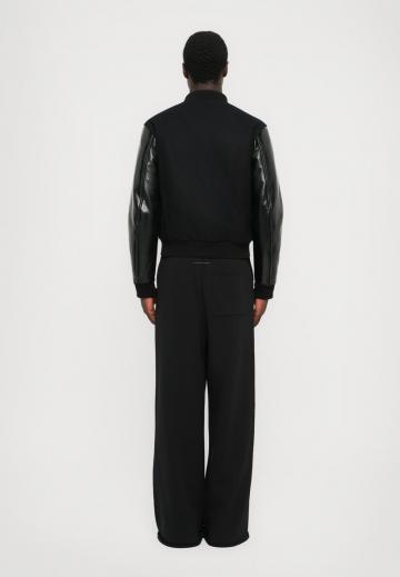 Куртка бомбер