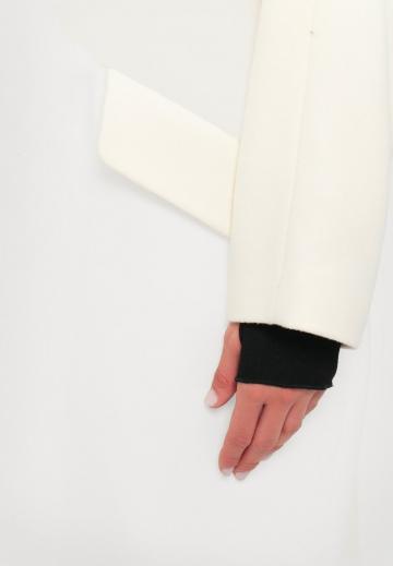 Шерстяное пальто