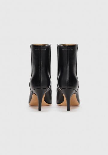 Высокие сапоги