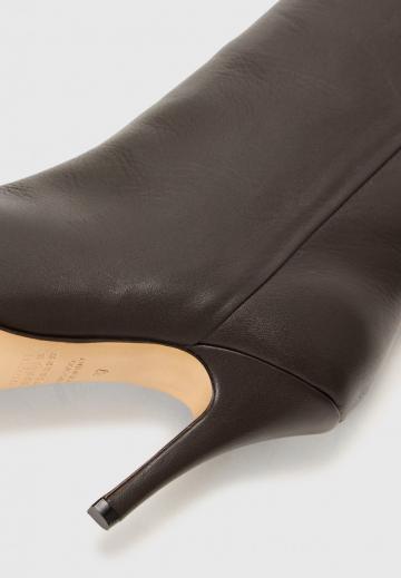 Высокие сапоги