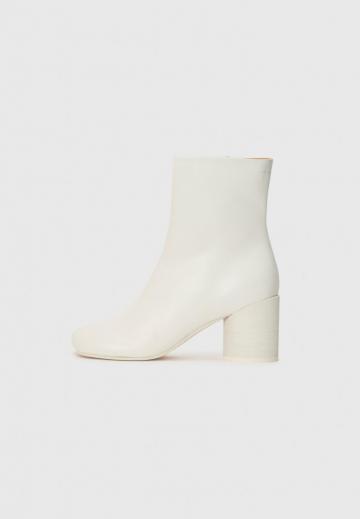 Высокие сапоги