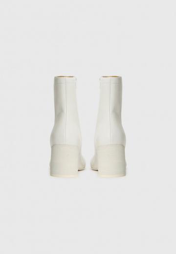 Высокие сапоги