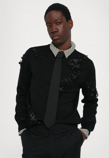 Клешеные джинсы