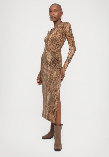 Платье макси