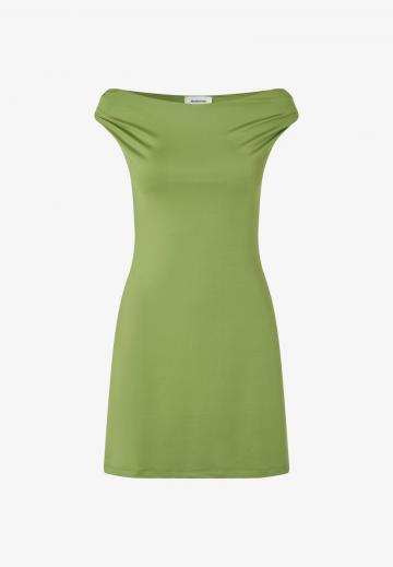 Платье футляр