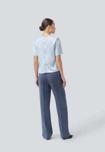 Атласная блузка