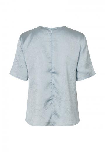 Атласная блузка