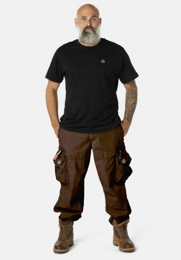 Брюки с накладными карманами