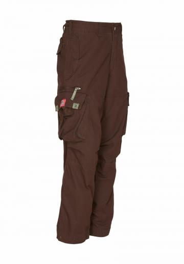 Брюки с накладными карманами