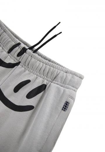 Спортивные штаны