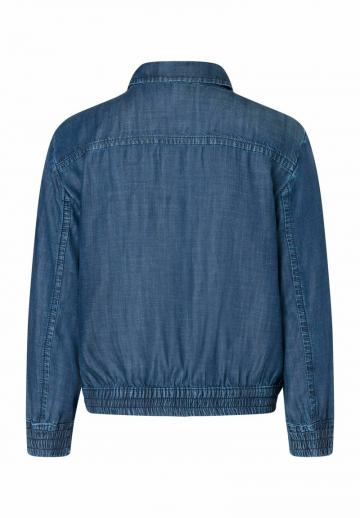 Джинсовая куртка