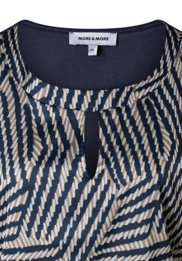 Атласная блузка