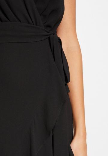 Короткое платье