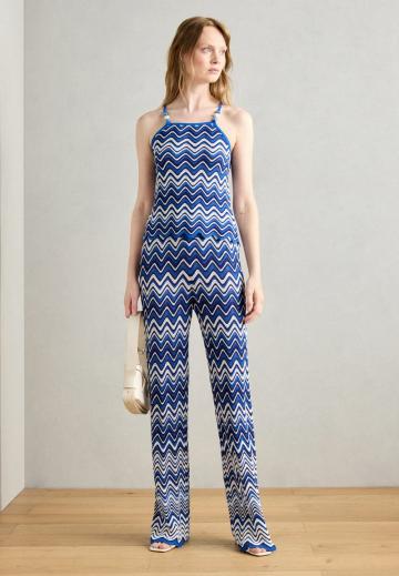 Топ на бретельках