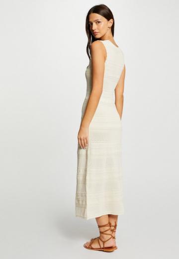 Вязаное платье