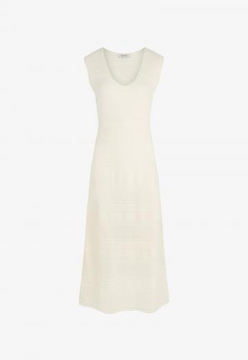 Вязаное платье