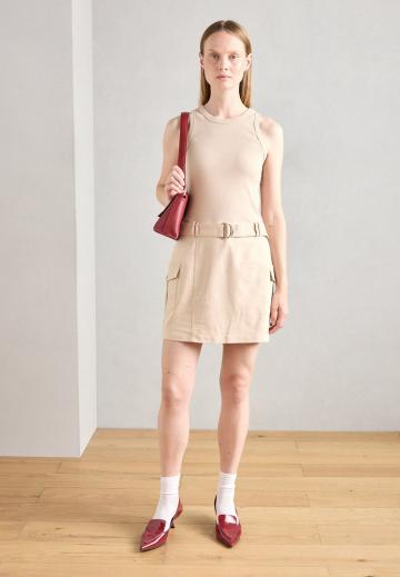 Платье футляр