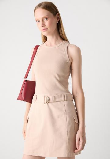 Платье футляр