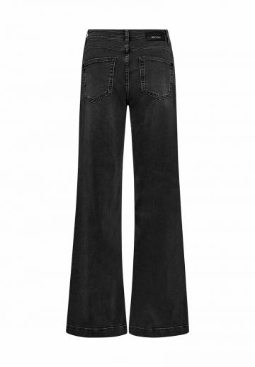 Клешеные джинсы