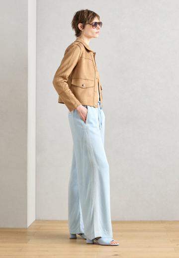 Клешеные джинсы