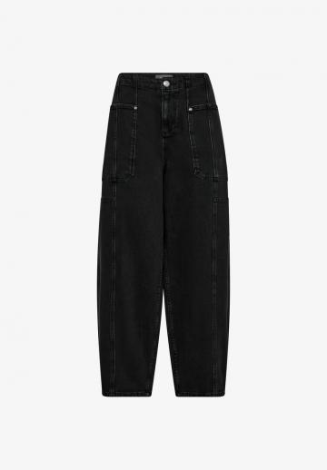 Свободные джинсы