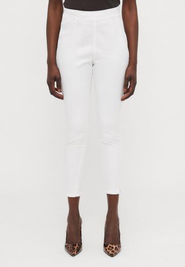 Короткие джинсы