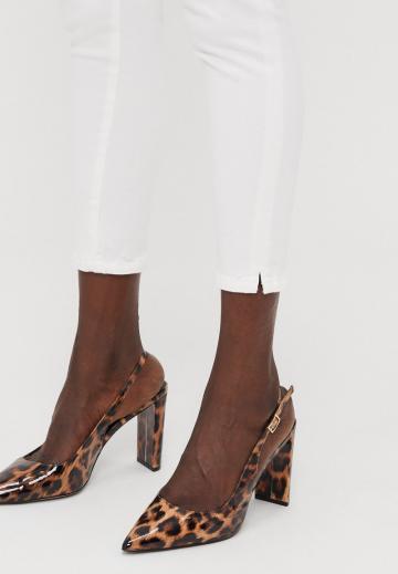 Короткие джинсы