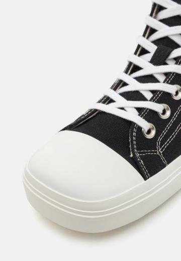 Высокие кеды