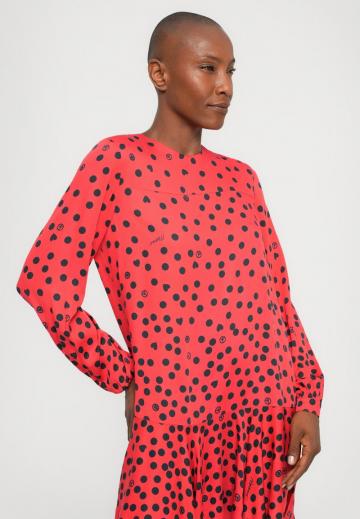 Короткое платье