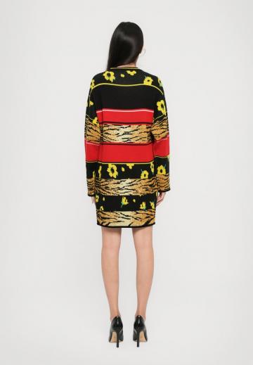 Вязаное платье