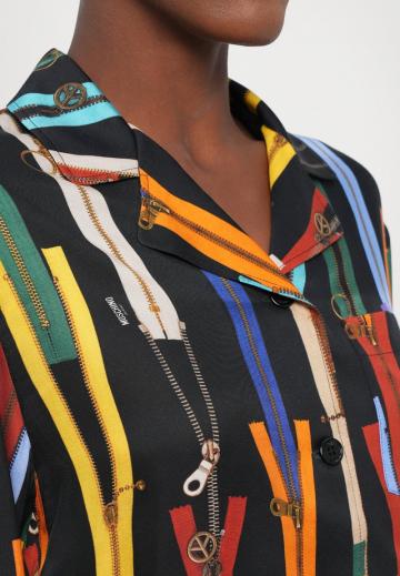 Атласная блузка