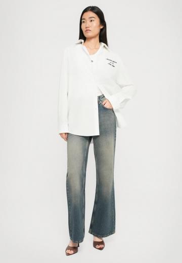 Свободные джинсы