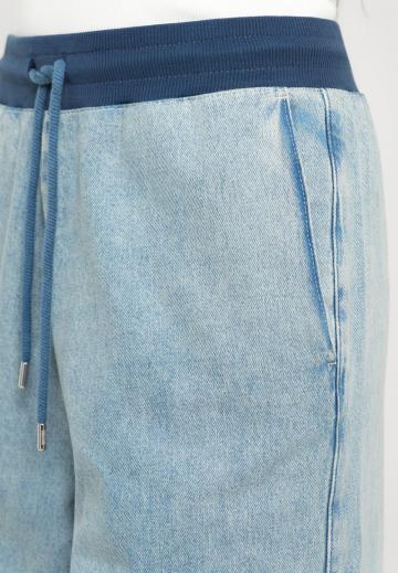 Свободные джинсы