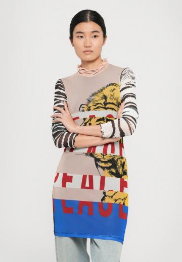 Короткое платье