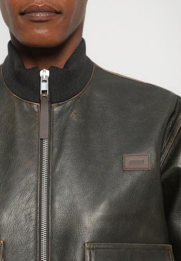 Кожаная куртка