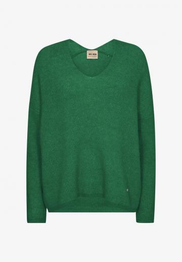 Пуловер с вырезом V