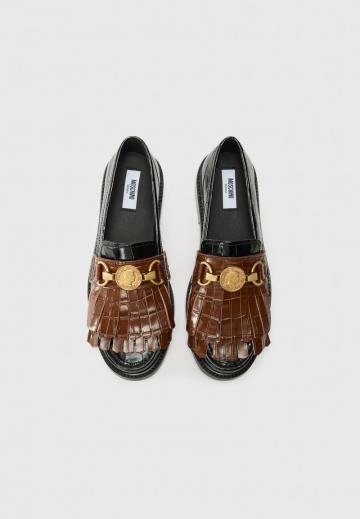 Полуботинки