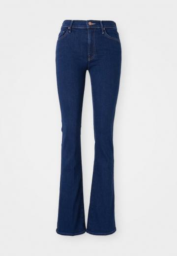 Клешеные джинсы