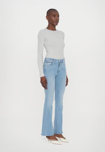 Клешеные джинсы