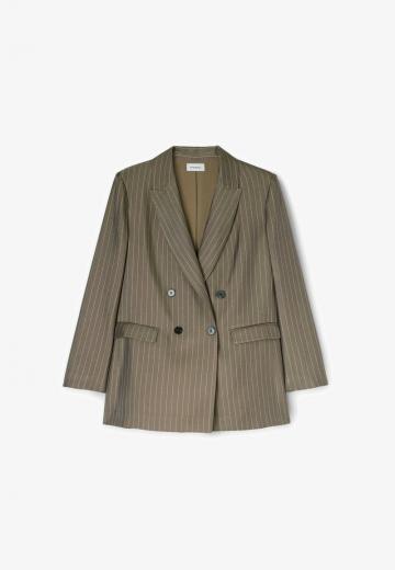 Короткое пальто