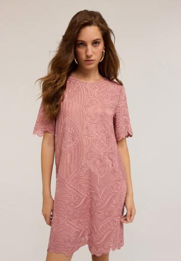 Короткое платье