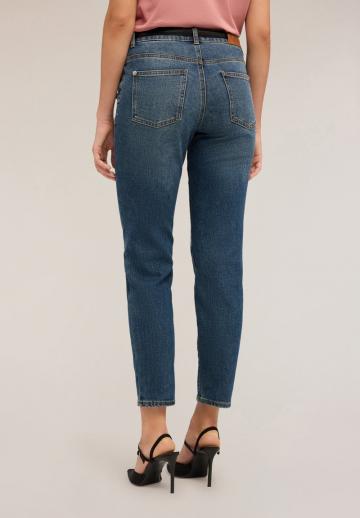 Короткие джинсы