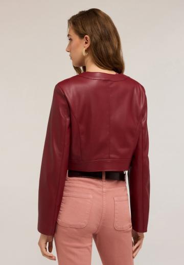 Короткая куртка