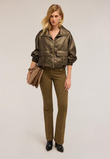 Блейзер с накладными карманами