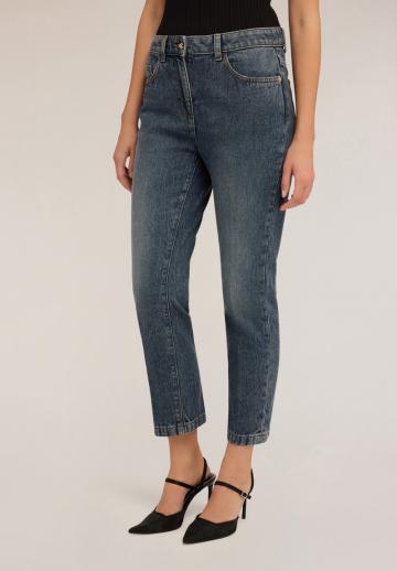 Короткие джинсы