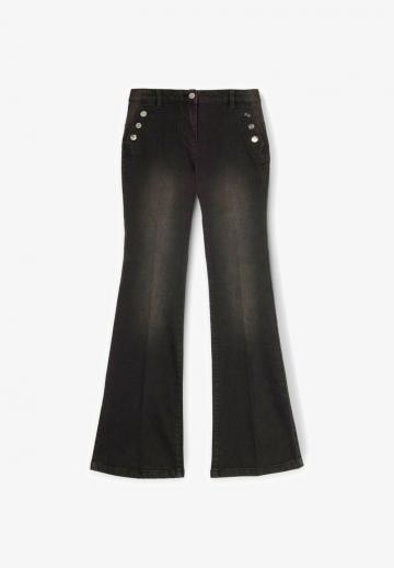 Клешеные джинсы