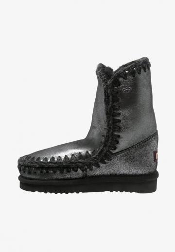 Зимние ботинки