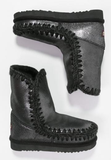 Зимние ботинки